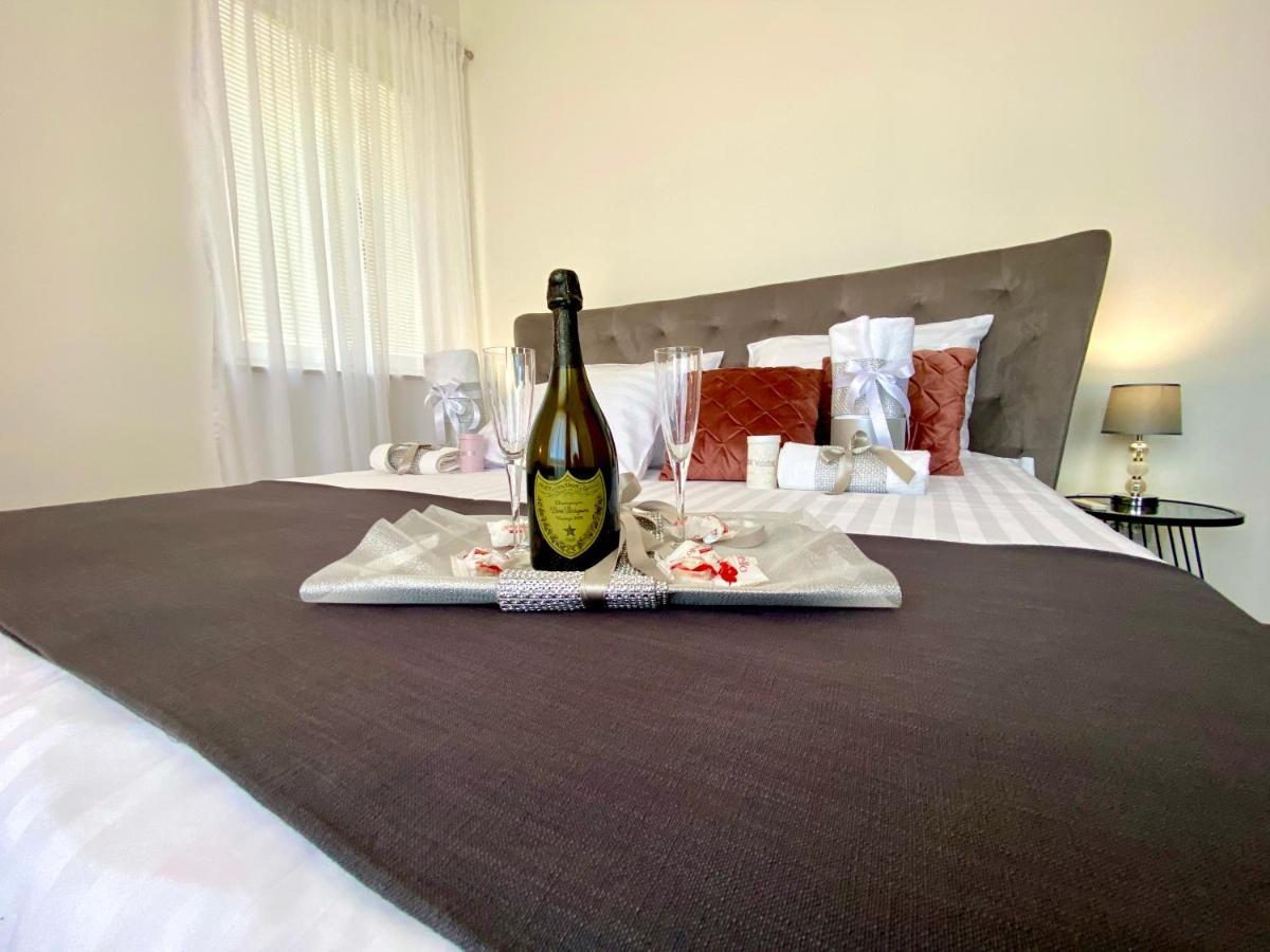 PUY Apartman Sogni D'Oro 아파트 외부 사진